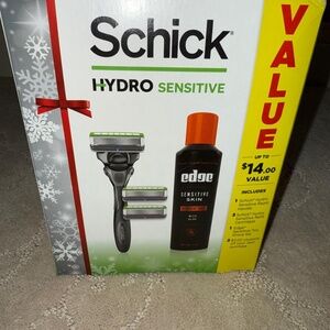 BRAND NEW Schick Hydro Sensitive 5 Piece Travel Set Gift Set